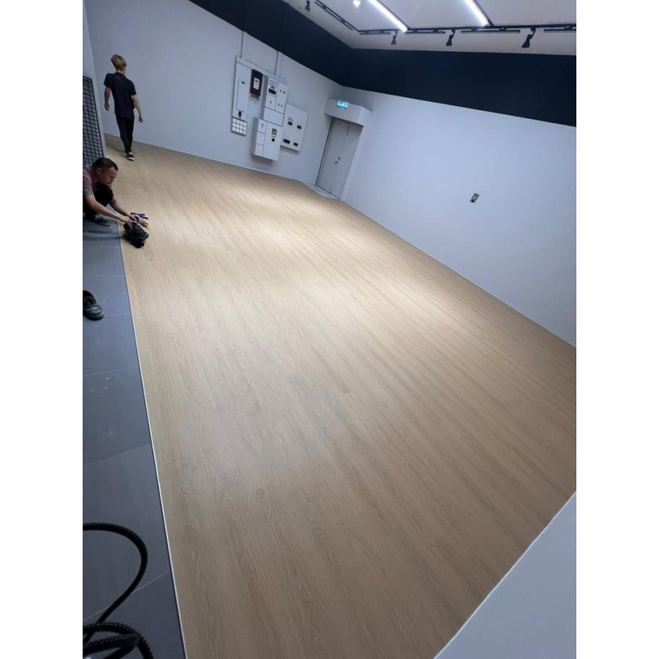 luxe_vinyl_notreva_lv306_cotton_oak_1